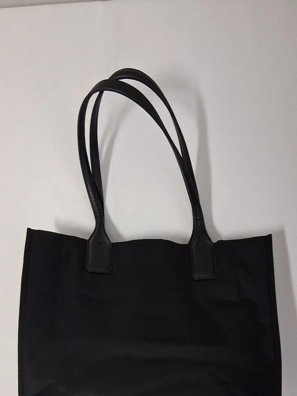 Tory Burch Women's Small Ella Tote Color: Black (88578-001)